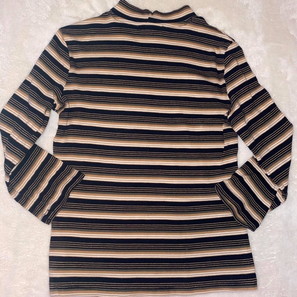 Zara Top With 3/4 Sleeves! - Picture 3 of 4